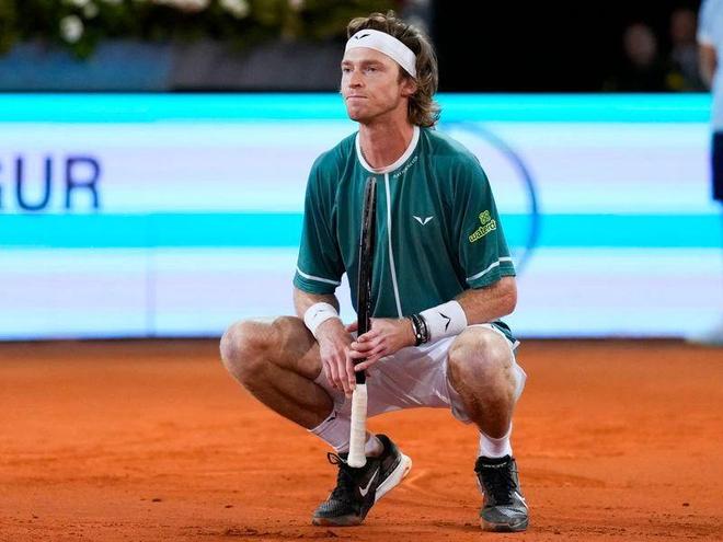 使得俱乐部 使得俱乐部