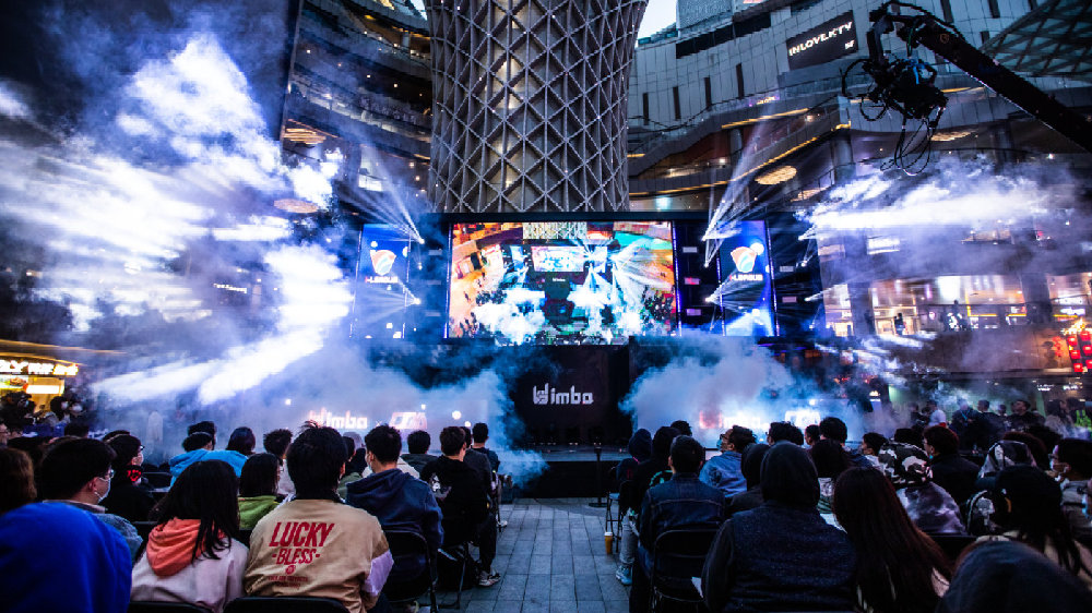 转会市场的 转会市场的