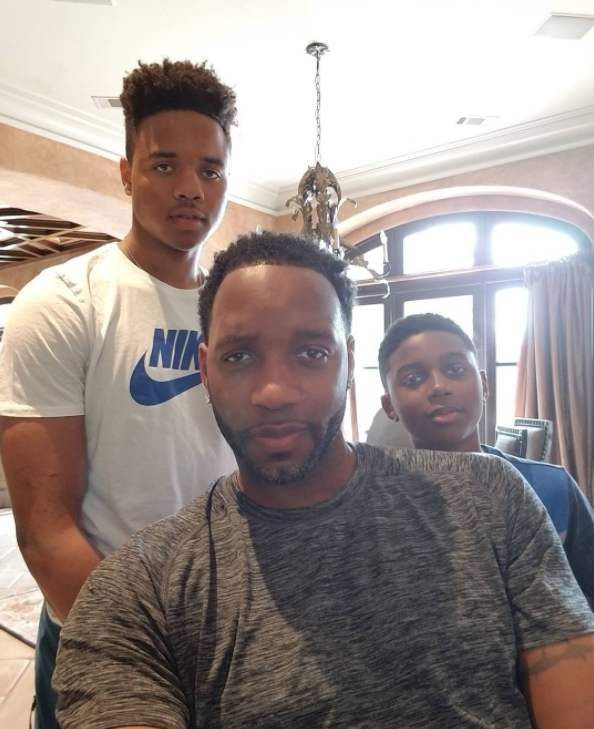 也让圣保利 也让圣保利