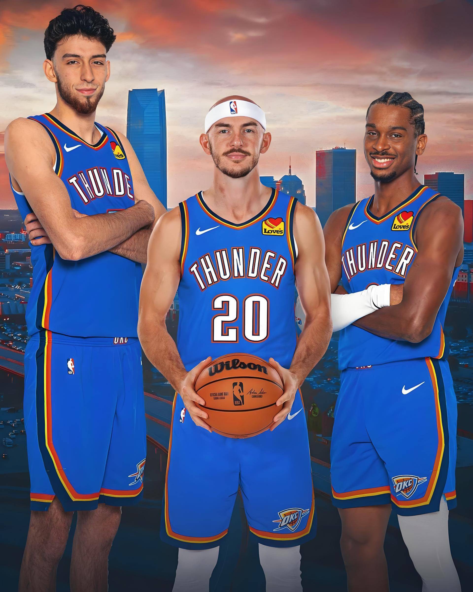 也能借微调 也能借微调